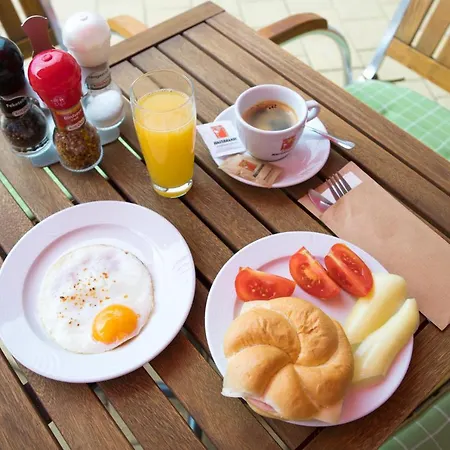 Pelso Panzio Bed & Breakfast Balatonmáriafürdő