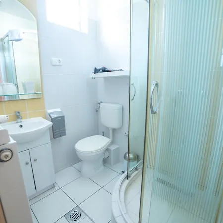 Bed & Breakfast Pelso Panzio Balatonmáriafürdő