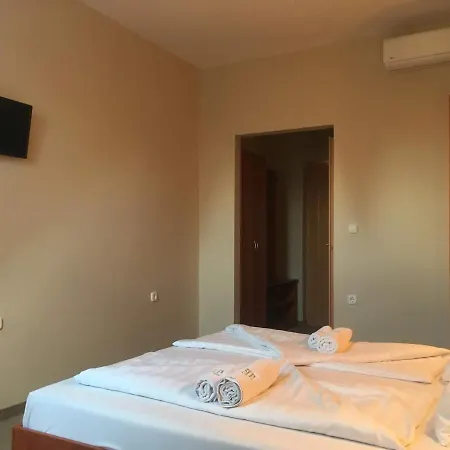 Bed and Breakfast Pelso Panzio *