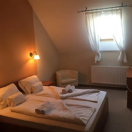 Pelso Panzio Bed and Breakfast